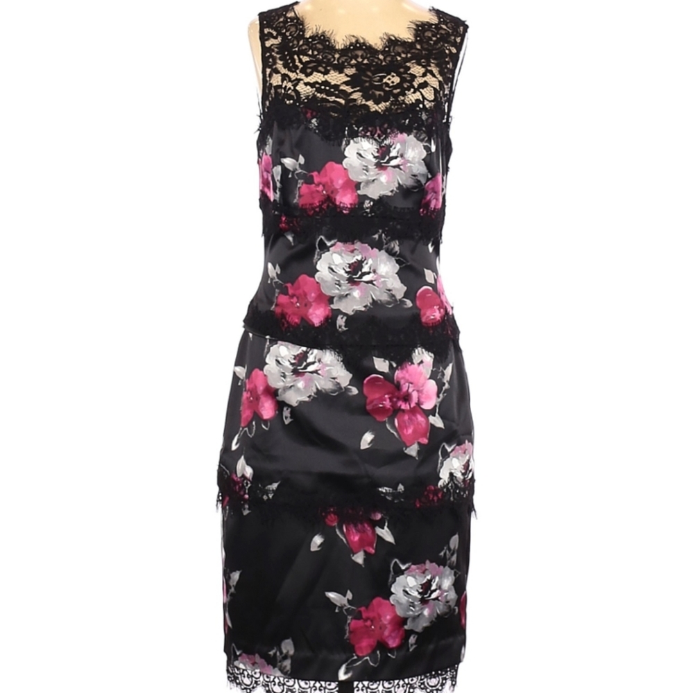 White House Black Market Sleeveless Dress Floral & Lace | Size 2